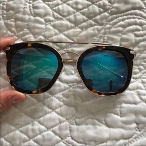 Diff Eyewear. Zoey Sunglasses.